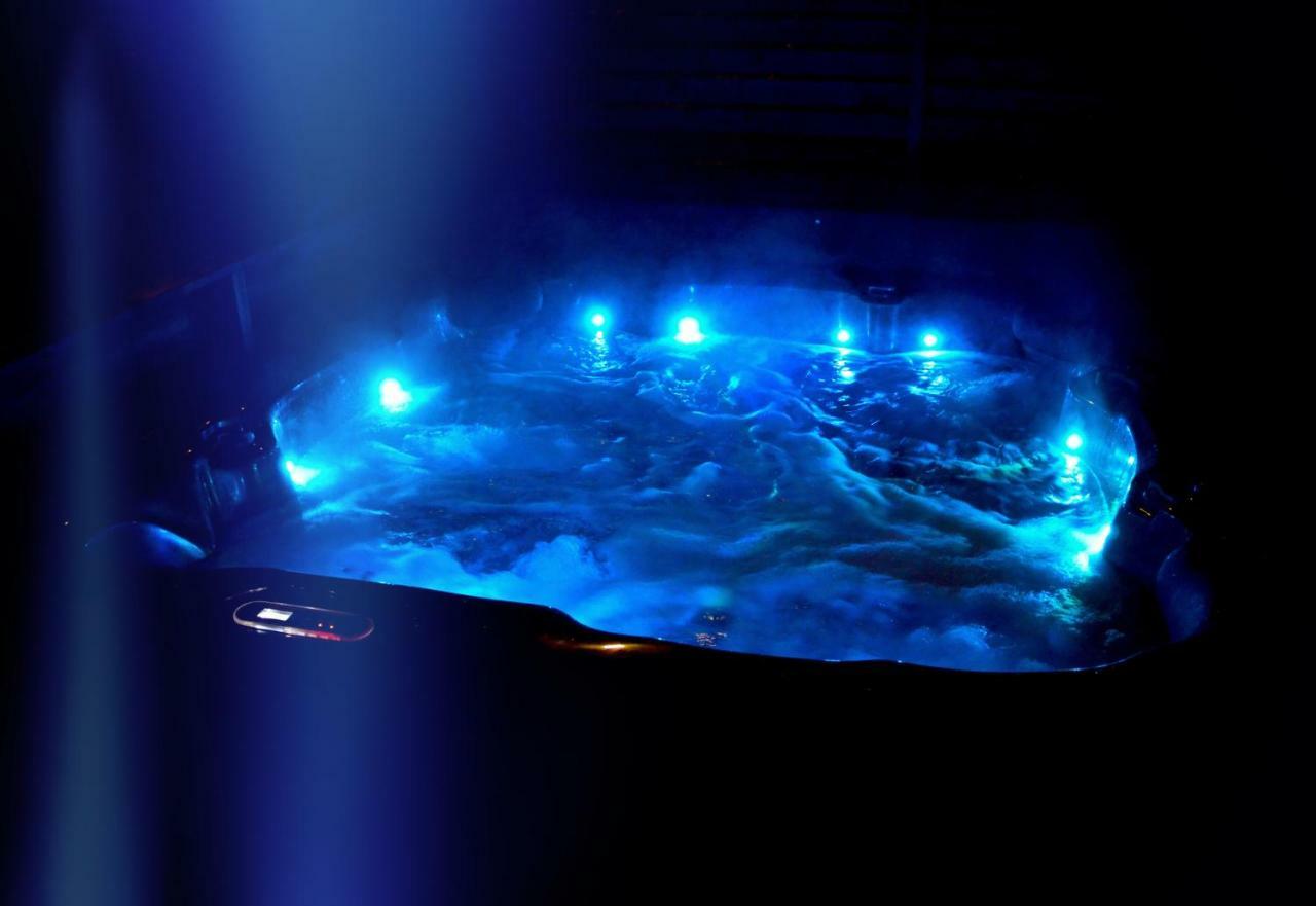 Villa Dakota - Jacuzzi, Zwembad, Playstation Durbuy Eksteriør bilde
